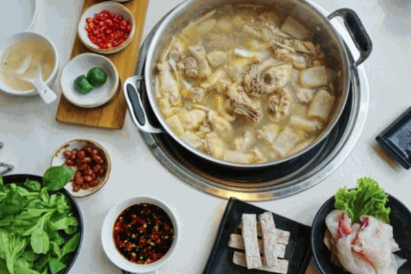 潮味轩椰子鸡火锅加盟