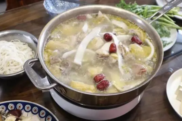 潮味轩椰子鸡火锅加盟