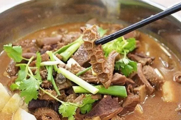 川香红牛杂火锅加盟