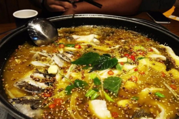 天赐缘鱼火锅