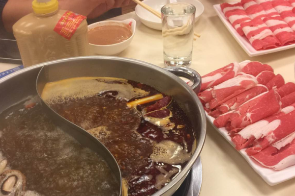 布卡德火锅店加盟