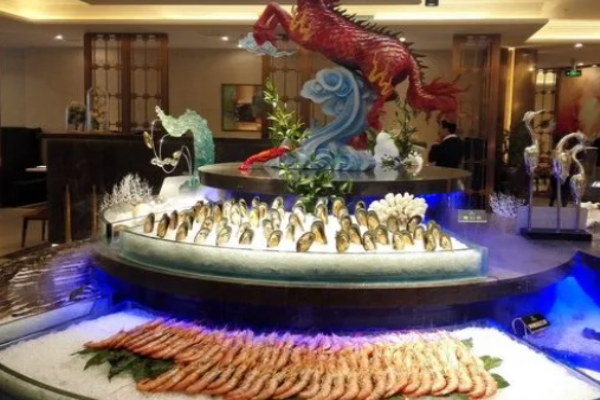 伊尹海鲜自助火锅加盟