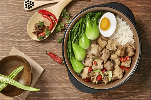 牛师傅煲仔饭加盟