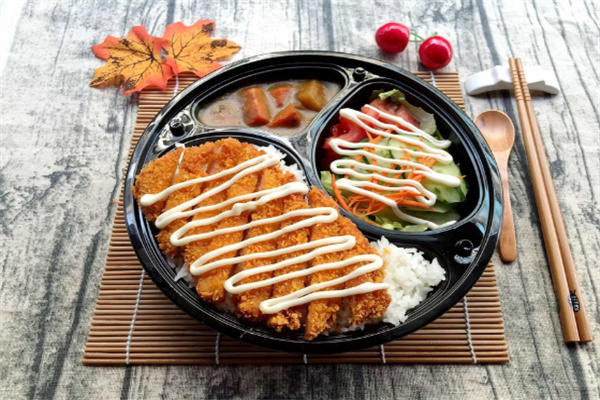 广美煲仔饭加盟