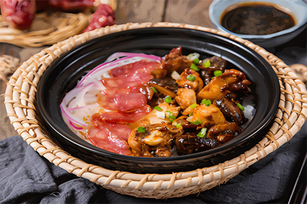 广美煲仔饭加盟