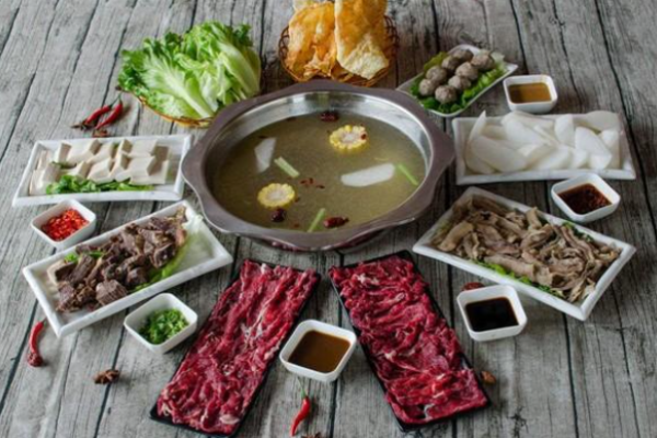 兴洪记鲜牛肉火锅加盟