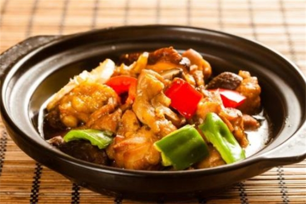 马才金黄焖鸡米饭
