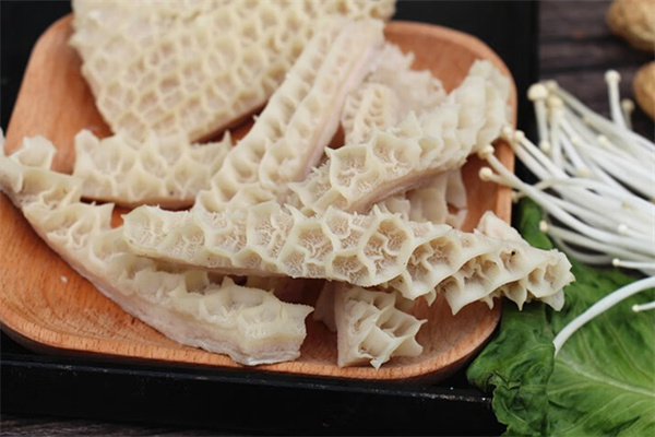 金钱毛肚火锅