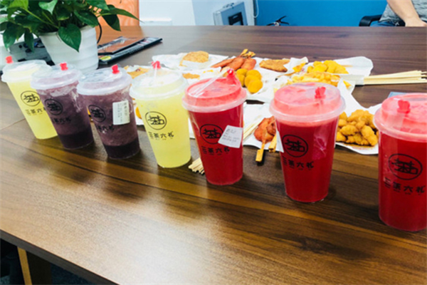 三茶六礼奶茶加盟