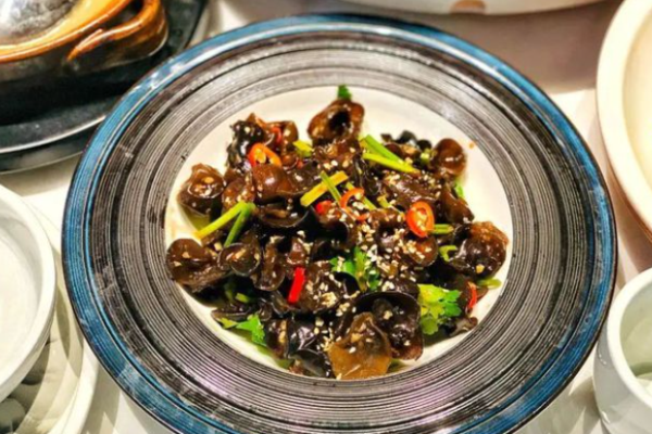 万绿东江客家菜加盟