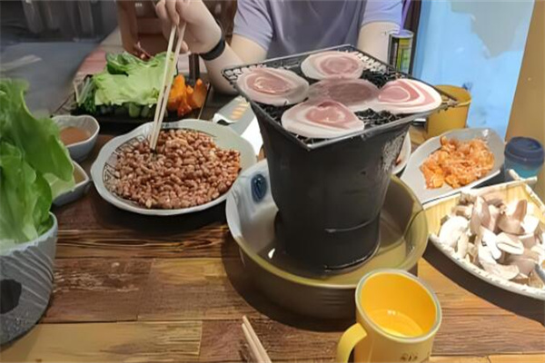 东北话烤肉加盟