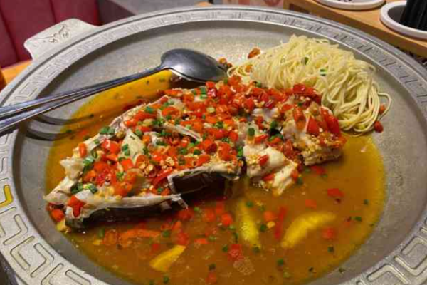 湘满天老坛剁椒鱼头