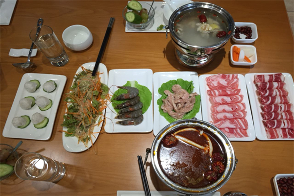 飞翼源有机蔬菜小火锅