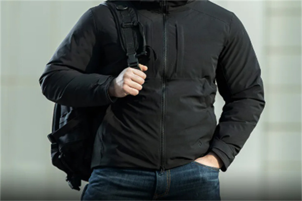 龙牙服装