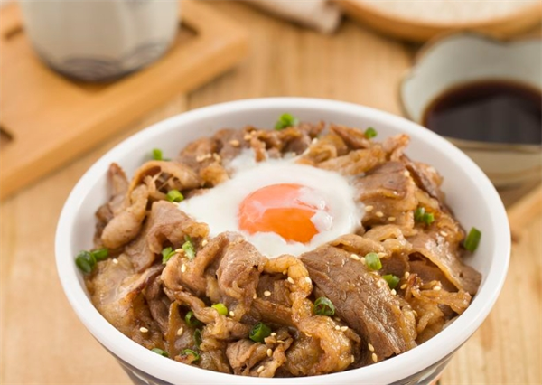 奇迹日式烧肉饭加盟