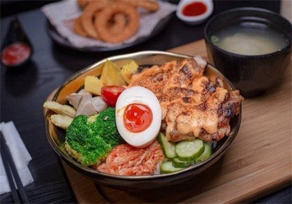 奇迹日式烧肉饭加盟
