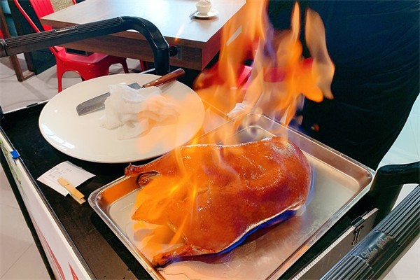 火焰烤鸭