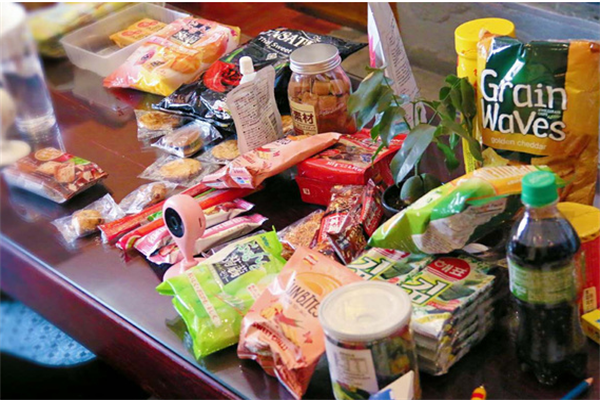 淘小妹零食店加盟