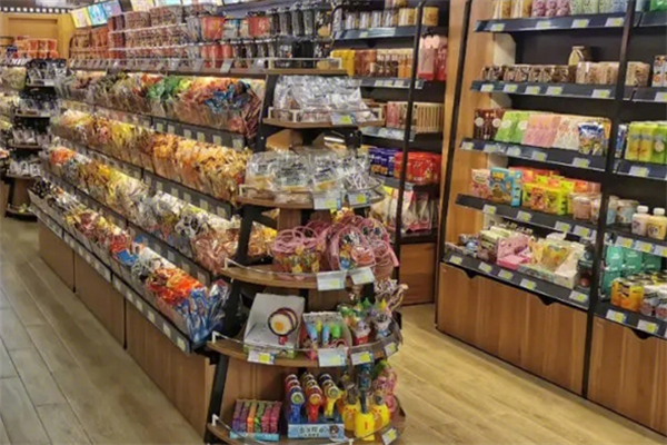 果果零食店加盟