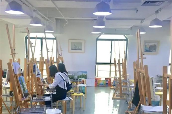 七九八画室加盟