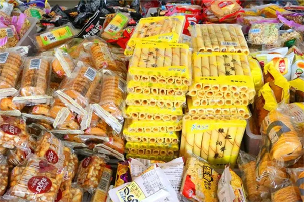 暄喧满天星零食加盟