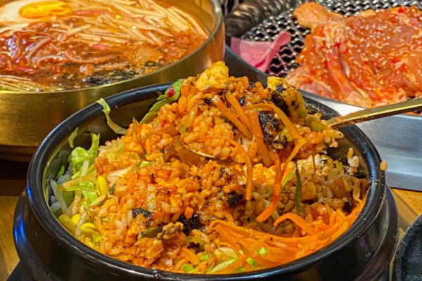 满水调石锅拌饭加盟