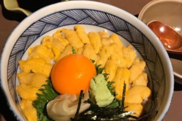 爆火海爷拌饭