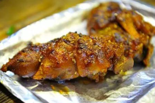春哥猪蹄饭加盟