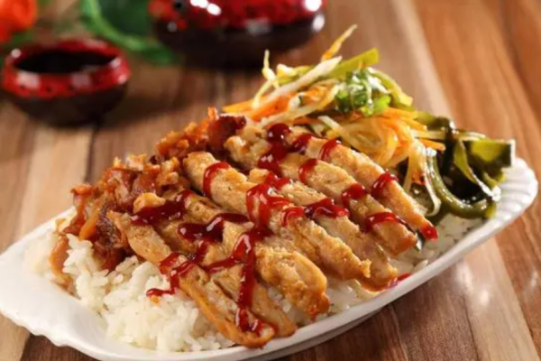 神奇肉肉拌饭