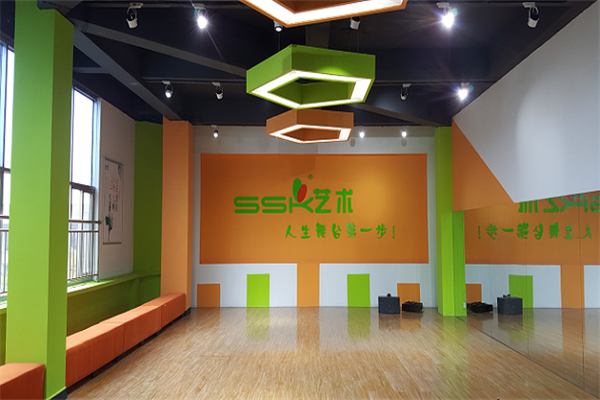 ssk少儿美术招商加盟
