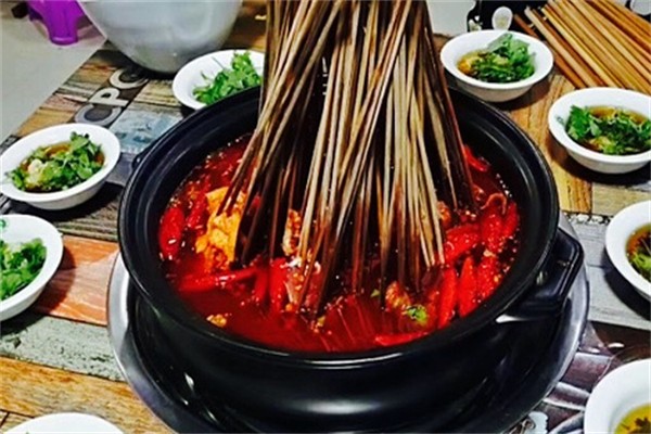 蜀香串串香火锅
