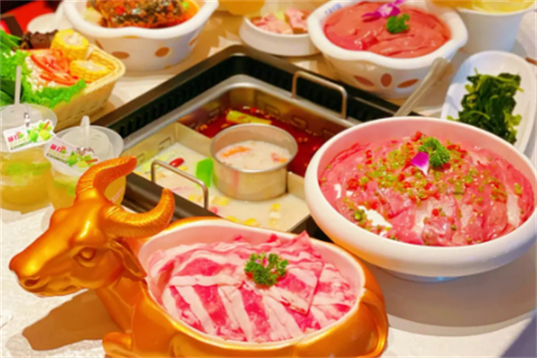 川江鱼头火锅城