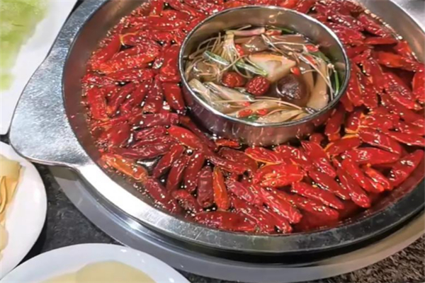 京华香肥牛王火锅城