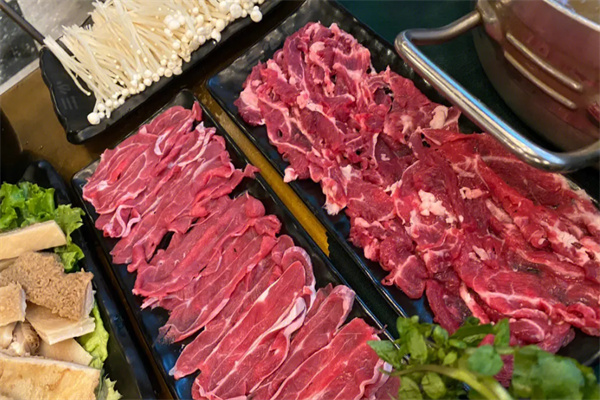 三里屯霸王牛肉火锅