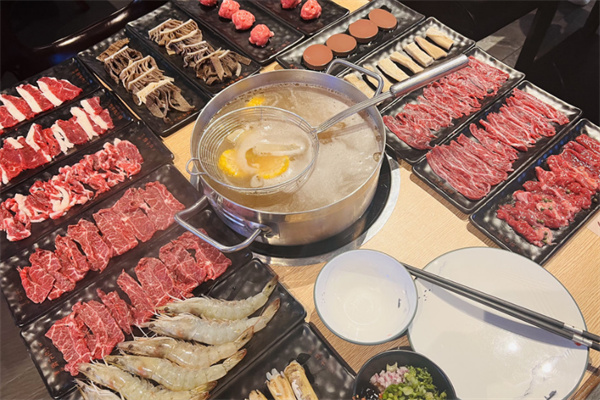 三里屯霸王牛肉火锅