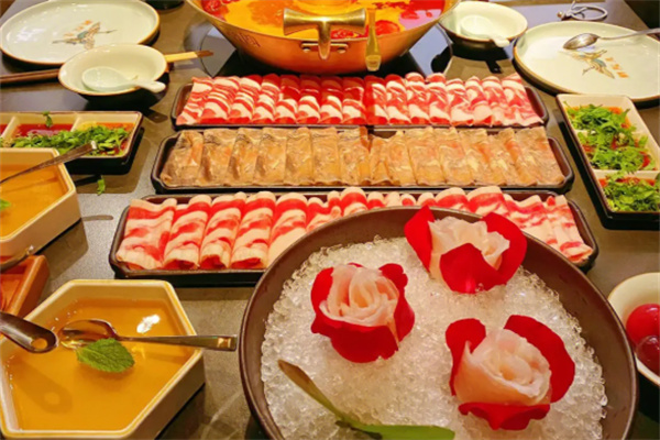 三里屯霸王牛肉火锅