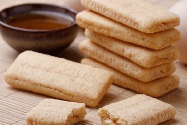 正好来休闲食品