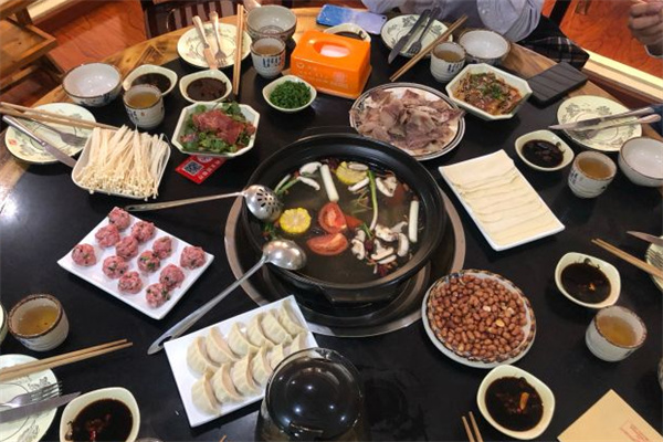 甘泰鸿牛肉养生馆