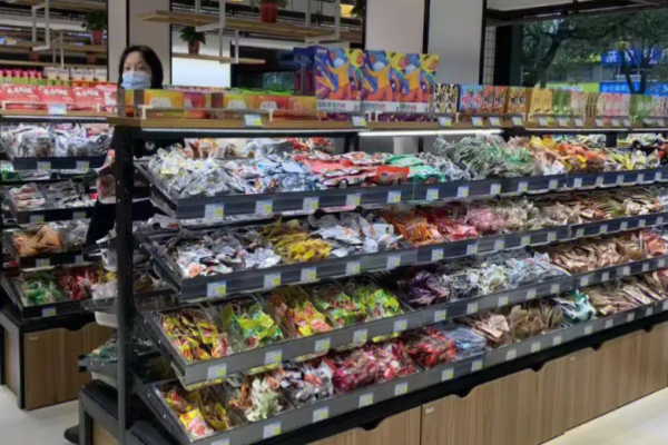 正好来休闲食品