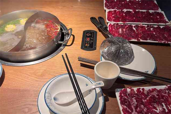 牛间道火锅