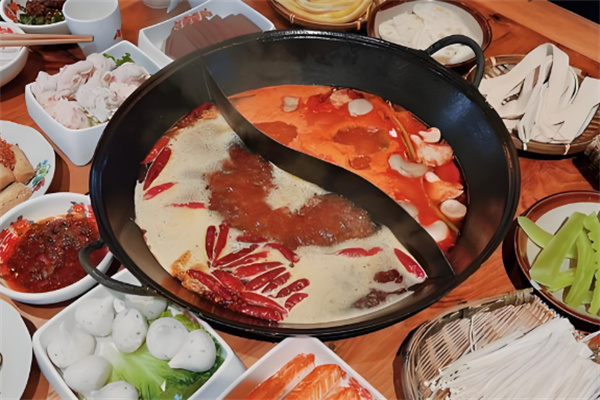 梁小姐的火锅店加盟