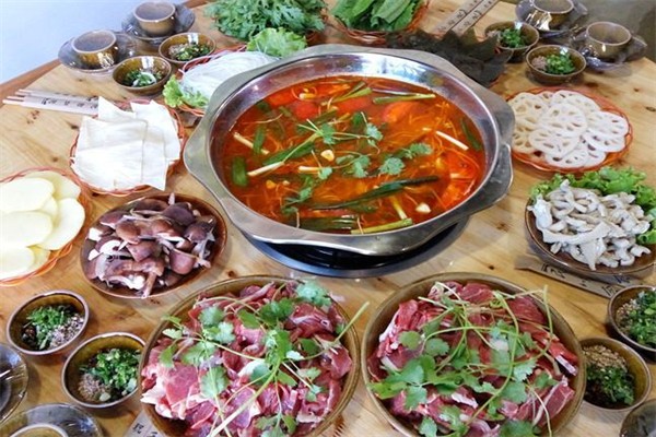 凯里原生态牛肉火锅