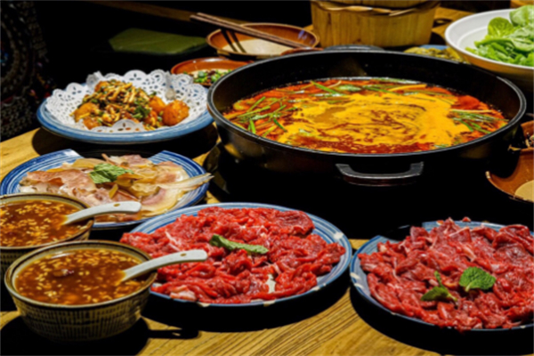 凯里原生态牛肉火锅