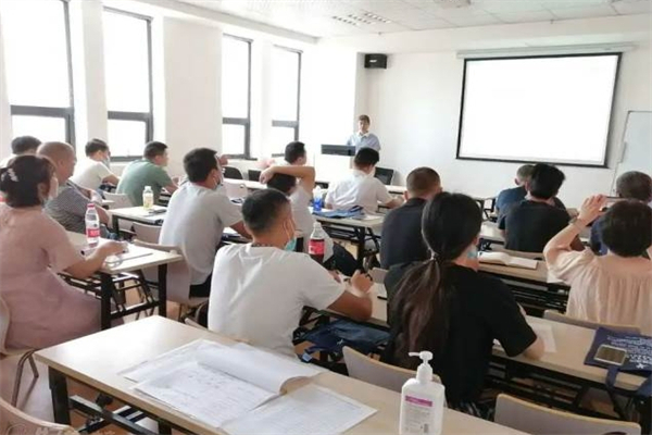 学硕教育加盟