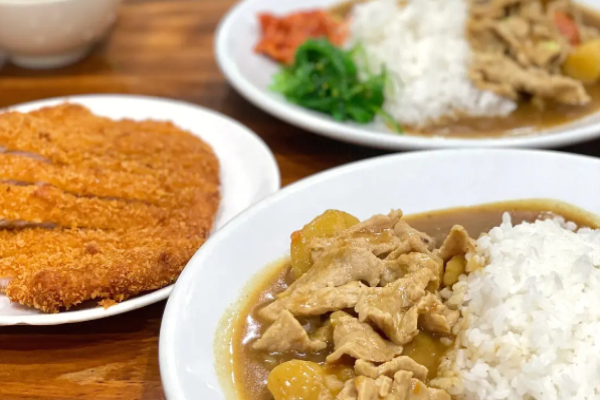 萌仔熊猪排咖喱饭