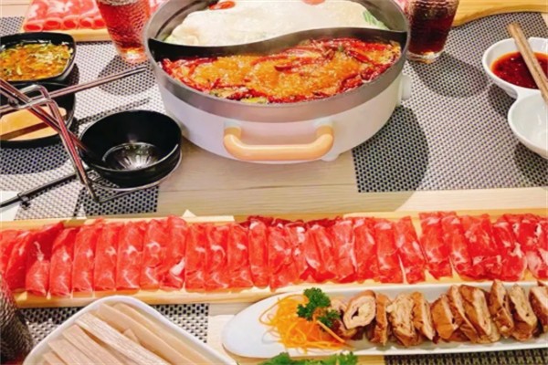 非凡锅物主题火锅