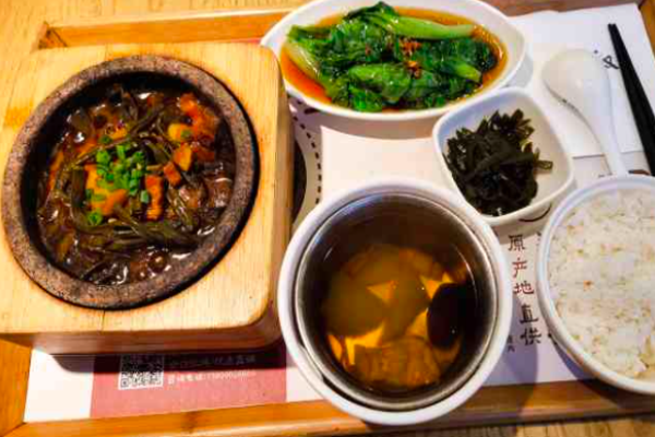 小胖子鲍汁排骨饭