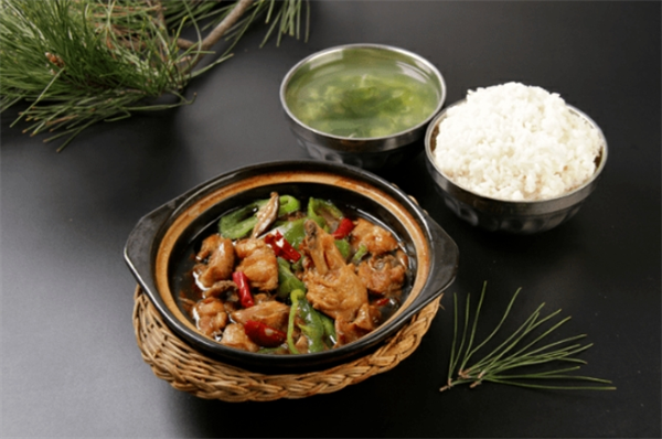柴师傅黄焖鸡米饭