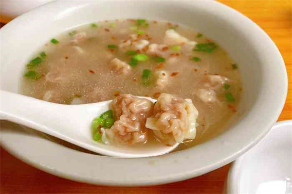 永周记扁肉加盟