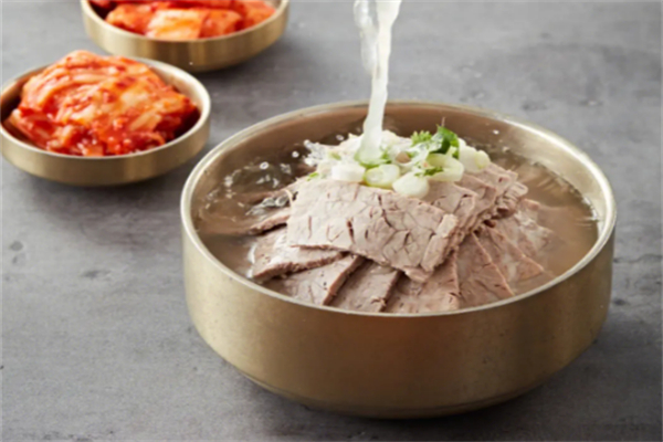 梨花朝鲜族牛肉汤饭